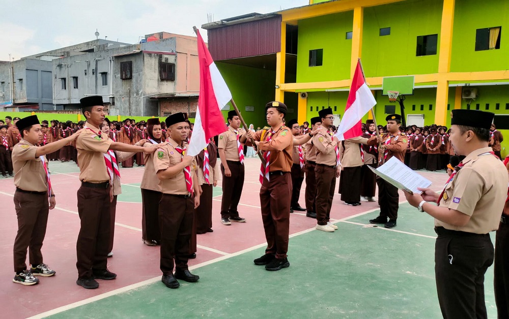 Ketua Kwarran Binawidya Lantik Mabigus dan Pengurus Gudep 08-043 dan 08-044 SMP An-Namiroh