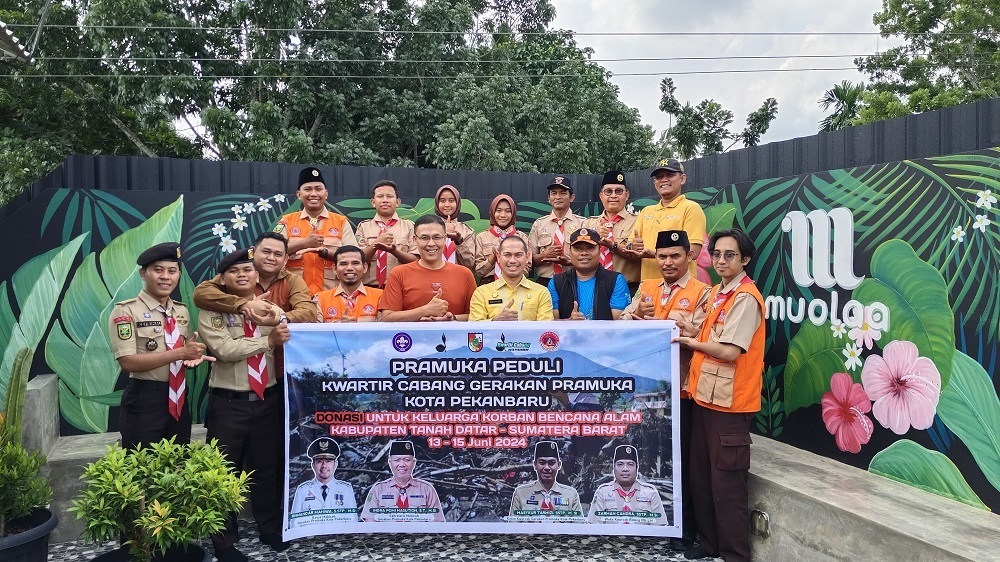 Pj. Walikota Pekanbaru Melepas Keberangkatan Satgas Pramuka Peduli Ke Lokasi Bencana Sumatera Barat
